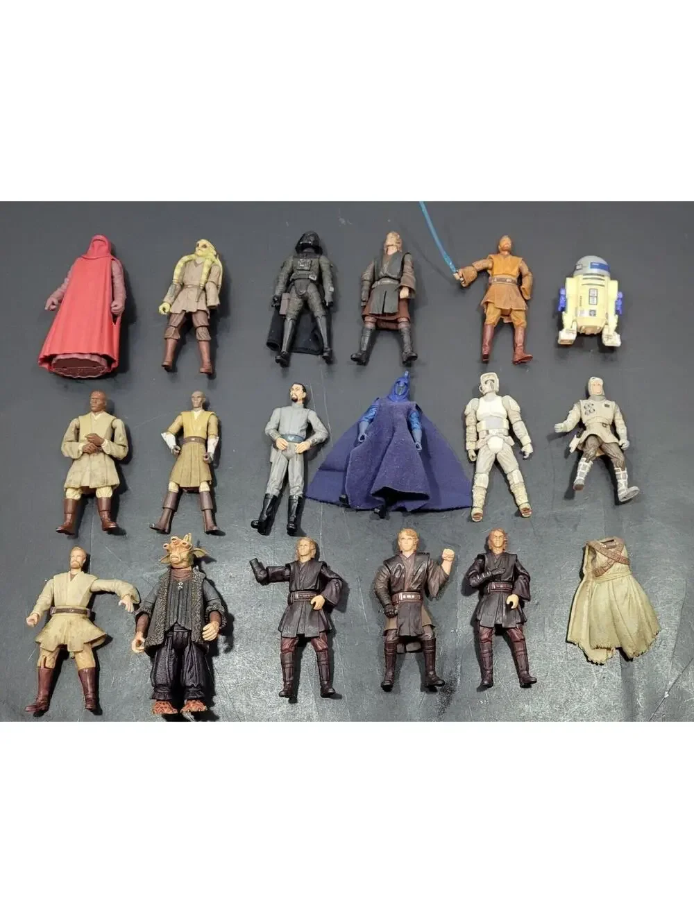 Lot 17x Vtg LFL Star Wars Action Figures 90s 2000s w/Tunic Kenner Hasbro Saber